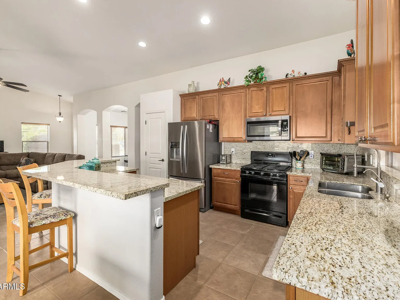 3 bed, 1720 sqft, $1,750 — Photo 2