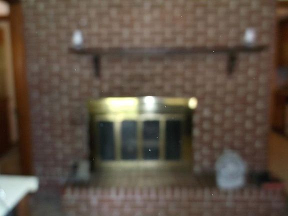 4th image of 992 Bank St SE
