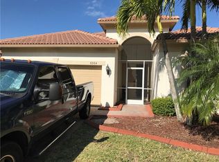 6864 SE Twin Oaks Cir, Stuart, FL 34997