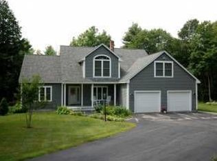 34 Autumn Xing, Gray, ME 04039