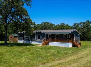 959 Pin Oak Rd, Franklin, TX 77856