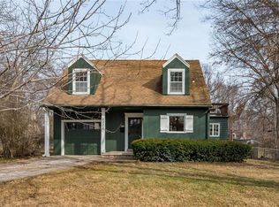 6331 Mackey St, Overland Park, KS 66202