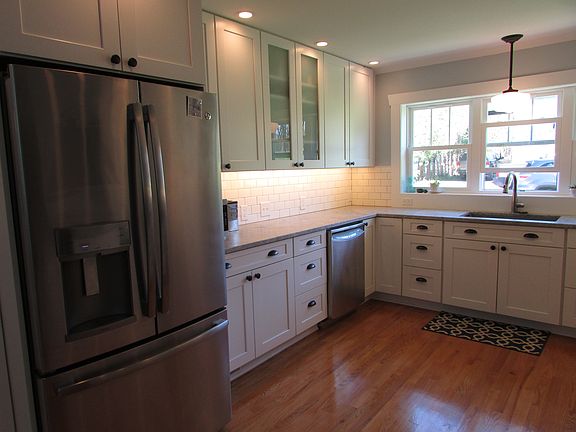 4th image of 79 Sanger Ave