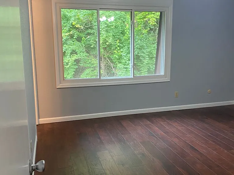 1300 Florida St — Photo 13