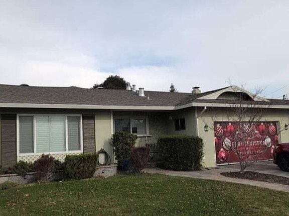 2nd image of 6719 Spruce Ln