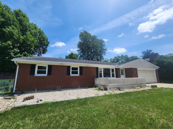 760 Douglas Ave