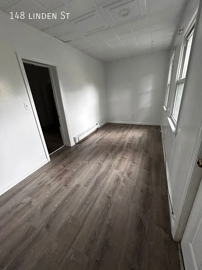 1 bed, $2,140 — Photo 3