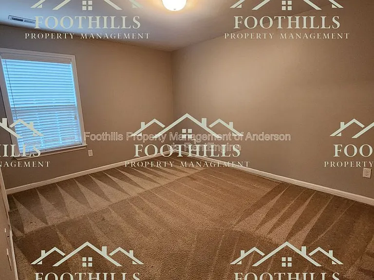 1027 Whirlaway Cir — Photo 14