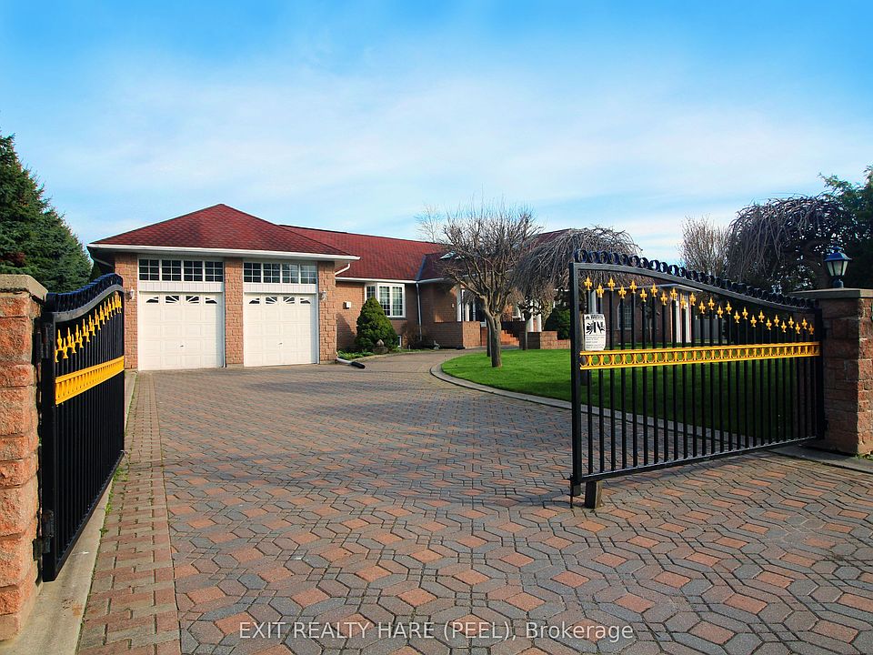 1st image of 5 Glenbrook Blvd