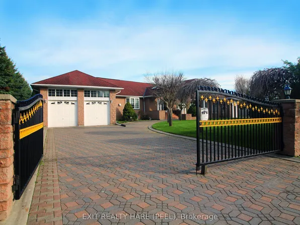 5 Glenbrook Blvd, Brampton, ON L6P 0N6