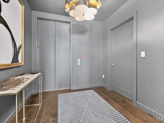 4th image of 4545 Lindell Blvd APT 3