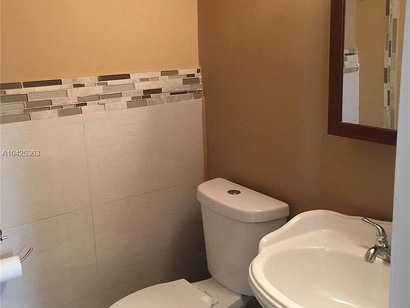4th image of 13506 NE 24th Pl #0