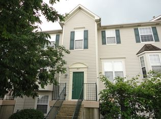 1817 Grandview Pl, Montgomery, IL 60538