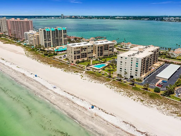 1430 Gulf Blvd #806 — Photo 47