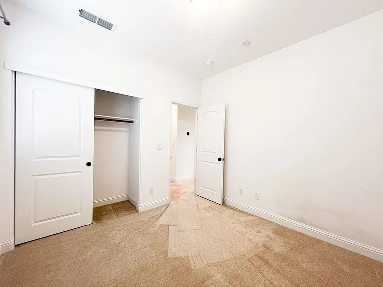 8428 Amber Valley Ln — Photo 31