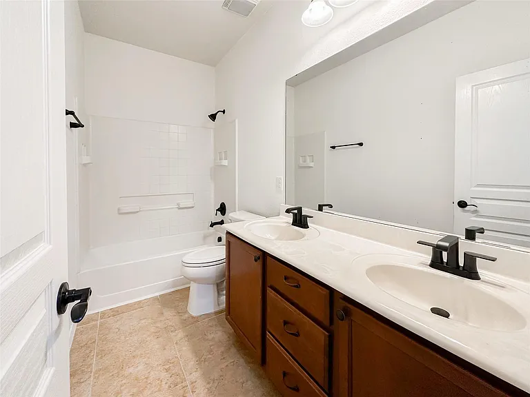 25322 Alverstone Dr — Photo 23