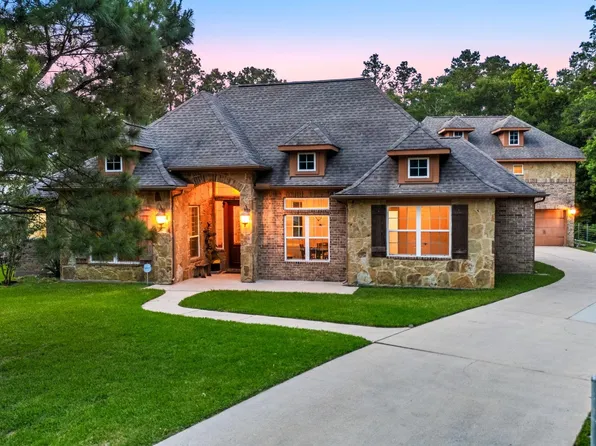 42 Brookefield Cir, Magnolia, TX 77355