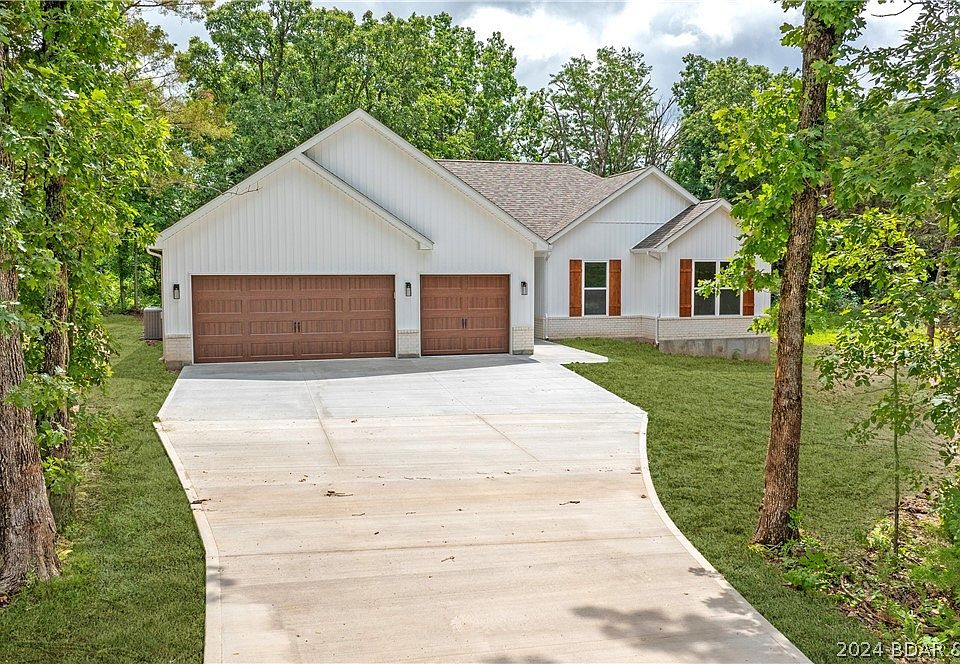 1st image of 136 Apple Cider Ln