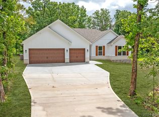 136 Apple Cider Ln, Camdenton, MO 65020