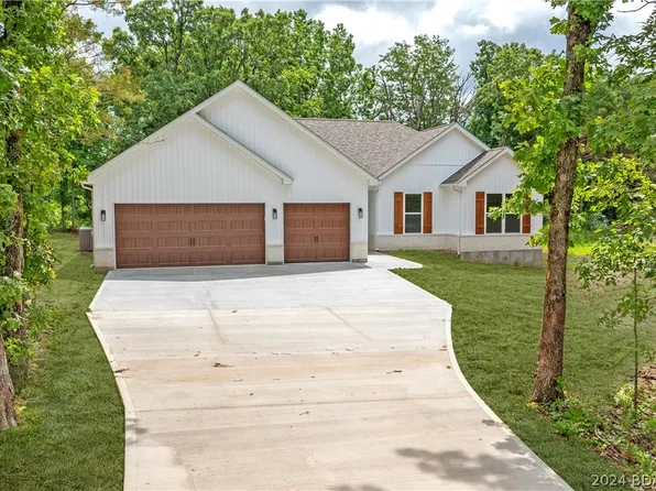 136 Apple Cider Ln, Camdenton, MO 65020