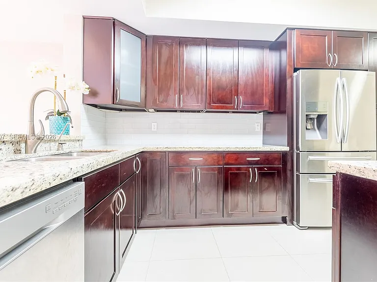 19160 NW 82nd Circle Ct #31L — Photo 11