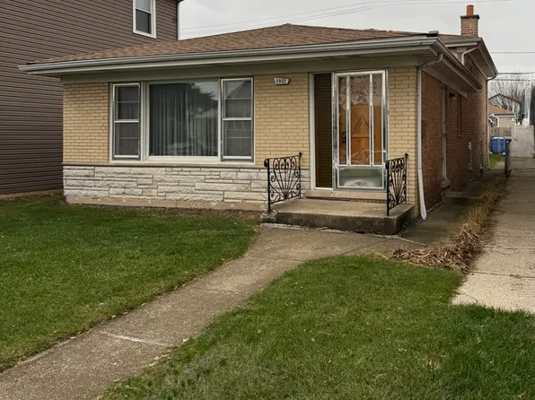 2922 N Mulligan Ave, Chicago, IL 60634