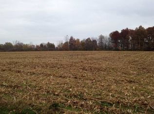 5508 N Lakeshore Dr, Muncie, IN 47304
