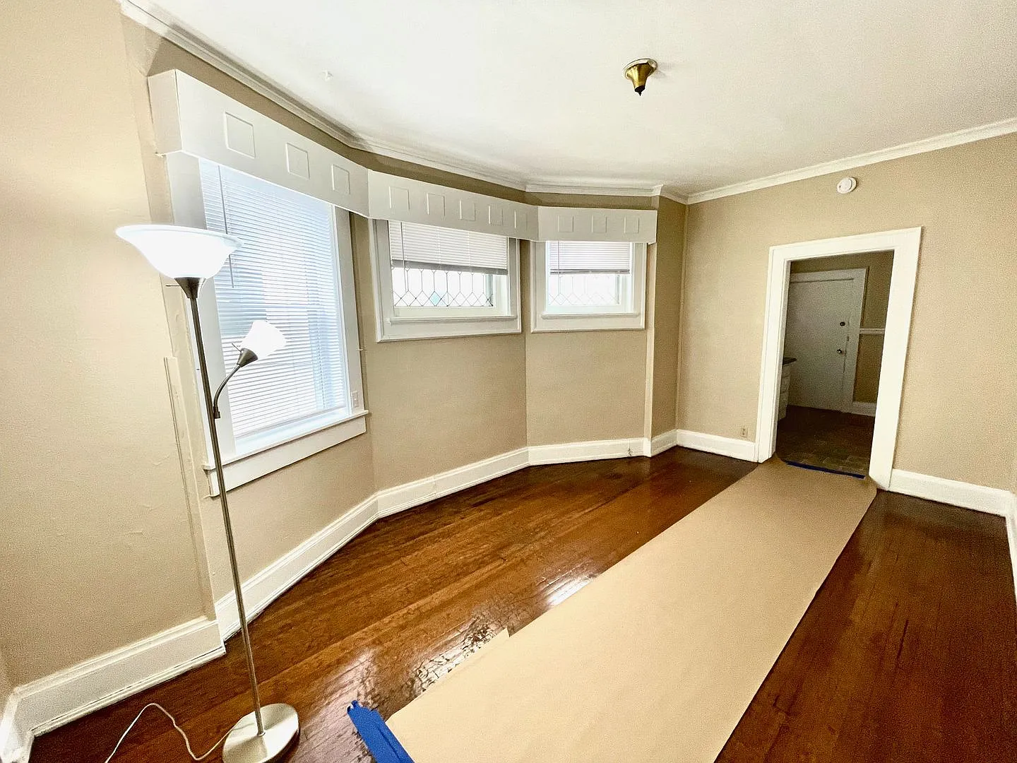 Grand Manor — Photo 3