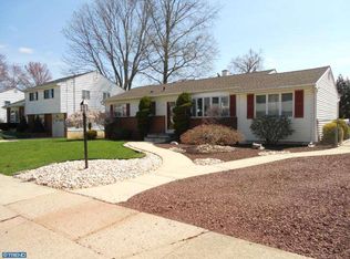 11 Anita Way, Hamilton, NJ 08610