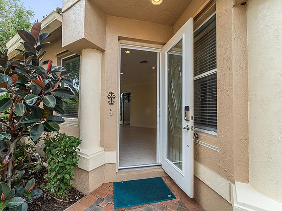 5th image of 7328 Sea Pines Court