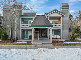 605 Golden Creek Rd, Mammoth Lakes, CA 93546