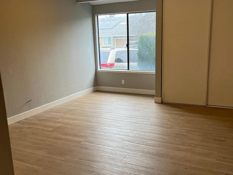 3724 Crofters Ct — Photo 4