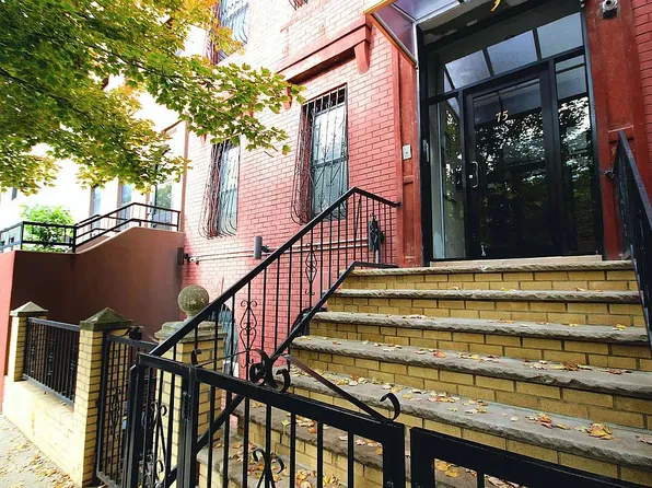 75 S 9th St, Brooklyn, NY 11249