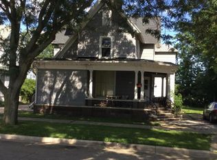 747 1/2 Parker Ave, Beloit, WI 53511