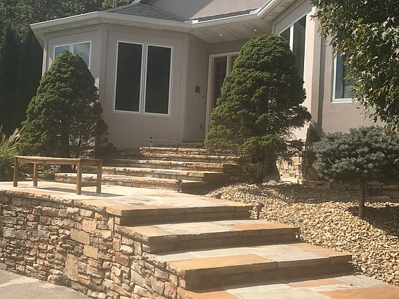 4th image of 2810 Bradford Way