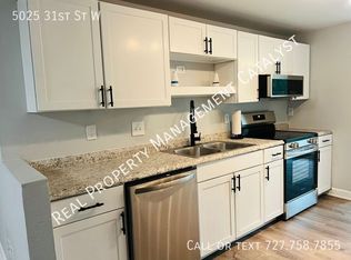 5025 31st St W, Bradenton, FL 34207