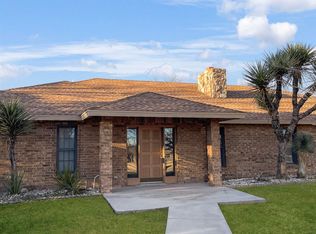 1012 E Chapman Rd, Carlsbad, NM 88220