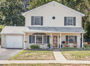 238 Howard Ave, Rochelle Park, NJ 07662