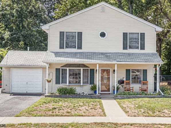 238 Howard Ave, Rochelle Park Twp., NJ 07662