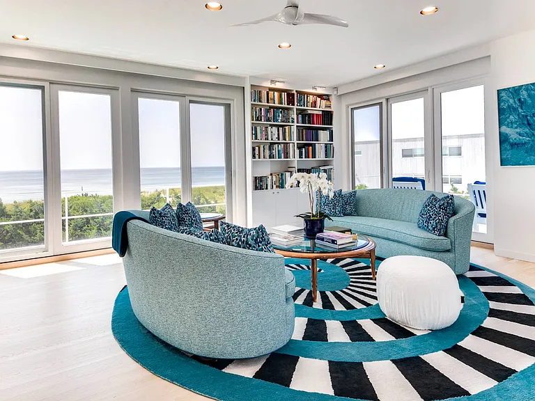 179 Mid Ocean Dr — Photo 12