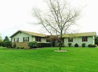 7435 Dell Rd, Saline, MI 48176