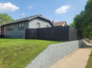 123 7th St SW, Jamestown, ND 58401