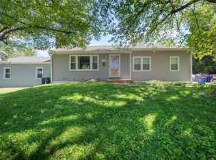 3240 Sims Ave, Saint Ann, MO 63074