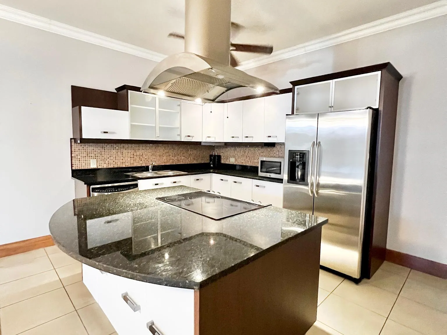 310 Avenida De Diego — Photo 4
