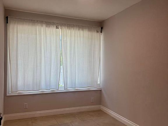 4th image of 3493 Falcon Ridge Rd
