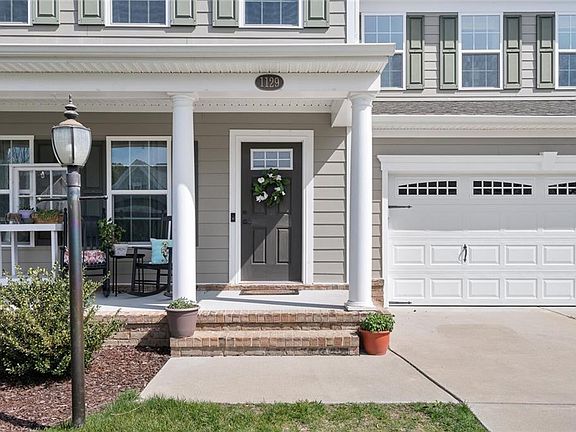 2nd image of 1129 Magdolna Dr
