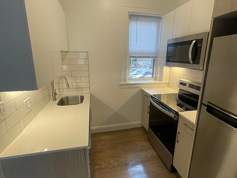 112 Jersey ST. — Photo 9
