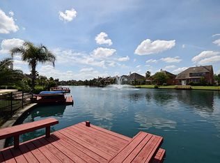 10139 Ripple Lake Dr, Houston, TX 77065