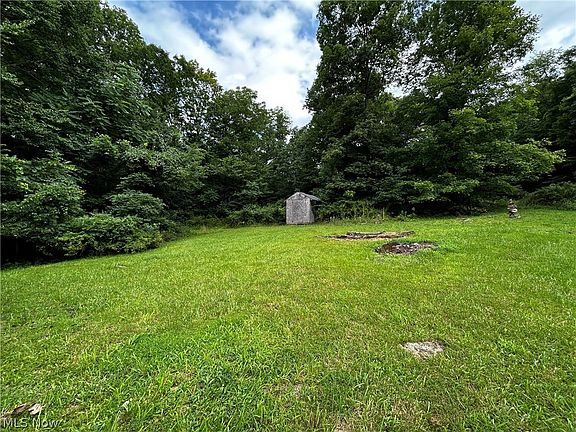 2nd image of 7190 Township Road 58 NE