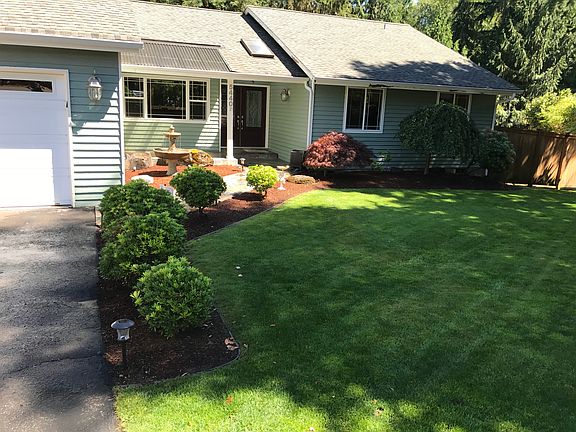 2nd image of 5440 Kristin Ln SE